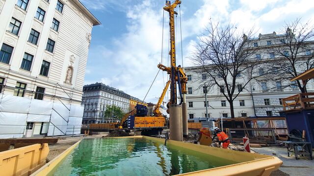 Beim Baulos U5/2 Schacht Frankhplatz Nord kam eine BAUER BG 39 zum Einsatz.