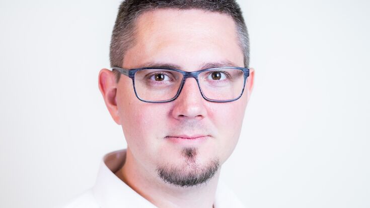 Rene Holzer, VCE