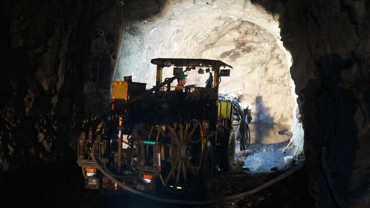 Erschließung eines Tunnelsystems mit 13,4 km Länge auf unterschiedlichen Ebenen.