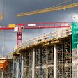 baustelle, großbaustelle, bauen, bau, baugewerbe, beton, betonieren, kran, baukran, gerüst, verschalung, rohbau, hochbau, ingenieur, architekt, architektur, statik, bauingenieur, arbeiter, arbeiten, bauarbeiter, neubau, wolken, konjunktur, aufschwung, baugerüst, baugerät, baumaterial, bauwirtschaft, handwerk, aachen, deutschland, bebauungsplan, stadtentwicklung, stahlbeton, stahlgerüst, arbeitsschutz, bauunternehmen, bauunternehmer, gerüstbau, gerüstbauer, fassade, schwarzarbeit, hausbau, immobilie