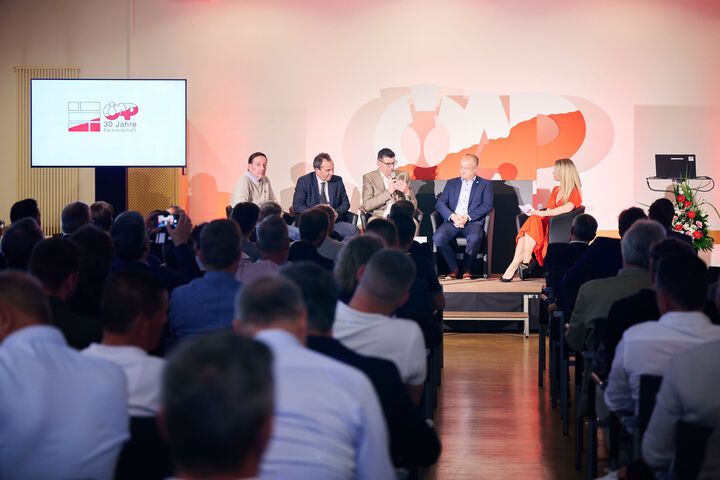 Podiumsdiskussion
v.l.n.r.: Clemens Hecht, Robert Schmid, Horst Polzinger, Christian Lautner, Conny Dürnberger