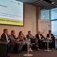 Bei der Podiumsdiskussion 2022 v.l.n.r. Hoedl (ÖBB). Goger (REB), Palffy (Handler Bau), Raschendorfer (Porr), Fromm (Asfinag), Deutschmann (Heid & Partner), Pöll (Solid)
