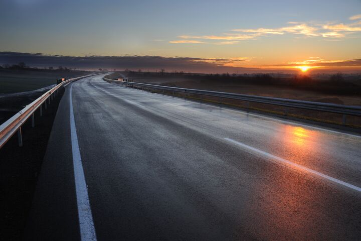 schnellstraße, straße, fahrbahn, umfahrung, burgenland, schützen, schützen am Gebirge, mittellinie, leitplanke, asphalt, sonnenaufgang, morgen, tagesbeginn, anfang, leer, umfahrung, eröffnung, fertigstellung, landschaft, landstraße, sonne, wolken, dunst, morgendunst, morgendlich, morgenstund, nass, nebel, herbst, winter, wintersonne, verkehr, verkehrsweg, sicherheit, straße, schnellstraße, fahrbahn, umfahrung, burgenland, schützen, schützen am gebirge, mittellinie, leitplanke, asphalt, sonnenaufgang, morgen, tagesbeginn, anfang, leer, eröffnung, fertigstellung, landschaft, landstraße, sonne, wolken, dunst, morgendunst, morgendlich, morgenstund, nass, nebel, herbst, winter, wintersonne, verkehr, verkehrsweg, sicherheit