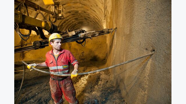 Porr Bauarbeiter Brenner Baisistunnel