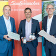 Foto: v.l.n.r.: Josef Pein, COO Porr; Ralf Mittermayr, CEO Saubermacher; Peter Giffinger, CEO Austria Saint‐Gobainn