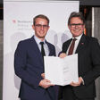 Sebastian Baumgartner mit Wissenschaftsminister Martin Polaschek