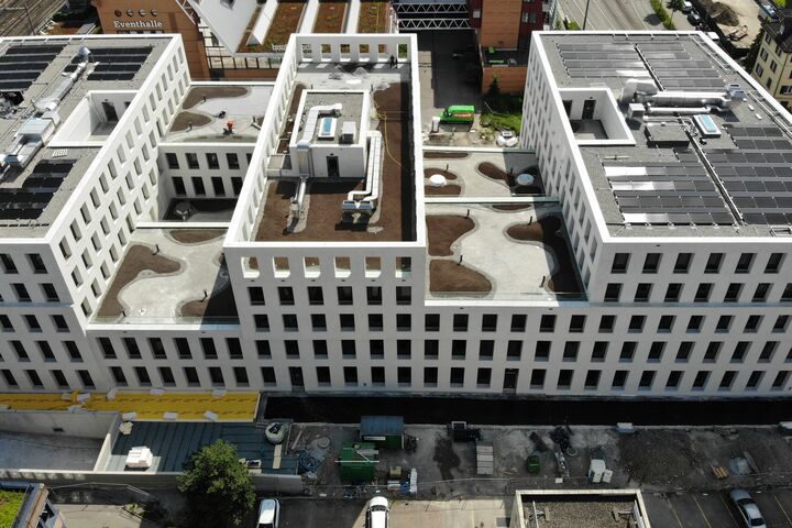 In Kürze erfolgt in Zürich unter Mitwirkung von Rhomberg Bau die Übergabe eines fünfgeschoßigen Gebäudekomplex.