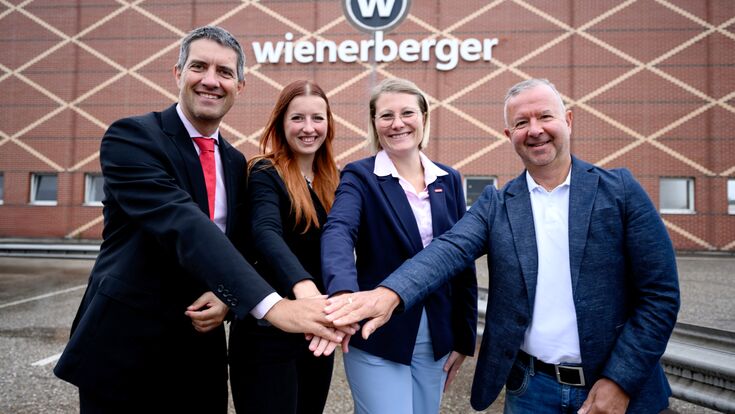 Ralf Mittermayr, CEO Saubermacher; Cornelia Milchram, Umwelt- und Abfallbeauftragte & Zero Waste Ambassador; Ulrike Pichler-Knaus, Zero Waste Consultant Saubermacher; Stefan Steinlechner, Head of Total Quality Management & Sustainability, wienerberger Österreich.