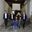 Von links: Maximilian Schmid, Gerald Kropshofer, Christoph Pröbstl, Leitung Operations & EPS-Werke Österreich und Robert Novak 
im EPS-Werk in Pinkafeld.