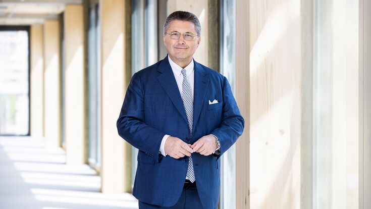 Karl Heinz Strauss Portrait