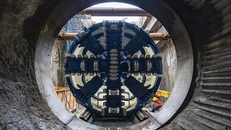 Die Tunnelbohrmaschine „Elsa“ im Startschacht bei Wewelsfleth: Die rund 700 Tonnen schwere Maschine bohrte den 5,2 Kilometer langen ElbX-Kabeltunnel für die SuedLink-Trasse unter der Elbe.
