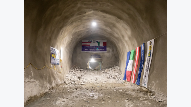 Durch die neue Öffnung ist der Haupttunnel Ost nun zwischen Österreich und Italien verbunden. Seit September 2025 besteht zusätzlich eine durchgängige Verbindung im tiefer liegenden Erkundungsstollen.