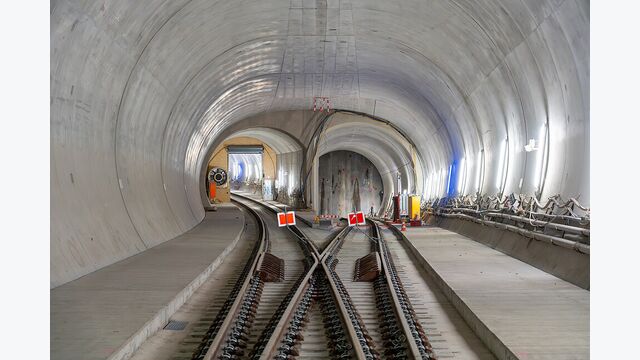 Deutsche Infrastruktur bleibt ein wichtiger Wachstumstreiber. Beim rund elf Kilometer langen Pfaffensteigtunnel sind STRABAG und ZÜBLIN an mehreren Vergabepaketen beteiligt