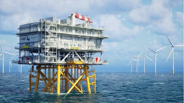 East Anglia TWO erhält neben den 64 Windturbinen eine eigene Offshore-Umspannstation. Der Topside soll rund 5.100 Tonnen wiegen, das darunterliegende Jacket weitere rund 3.450 Tonnen.
