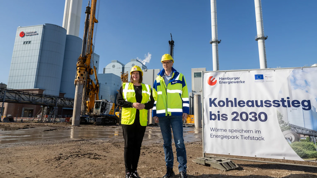 Baustart in Tiefstack: Für den neuen Wärmespeicher wurde zunächst die Tiefgründung hergestellt. Insgesamt tragen 59 Großbohrpfähle die spätere Konstruktion.