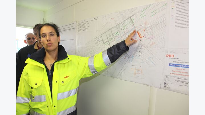 Reportage Matzleinsdorfer Platz Wien Brücke Baustelle Bau Symbol Solid 2009 Bilfinger Berger ÖBB OeBB Strassenbau Verkehr