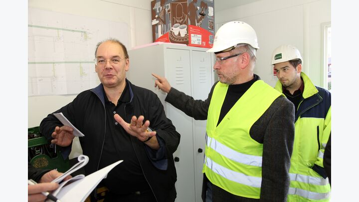Reportage Matzleinsdorfer Platz Wien Brücke Baustelle Bau Symbol Solid 2009 Bilfinger Berger ÖBB OeBB Strassenbau Verkehr