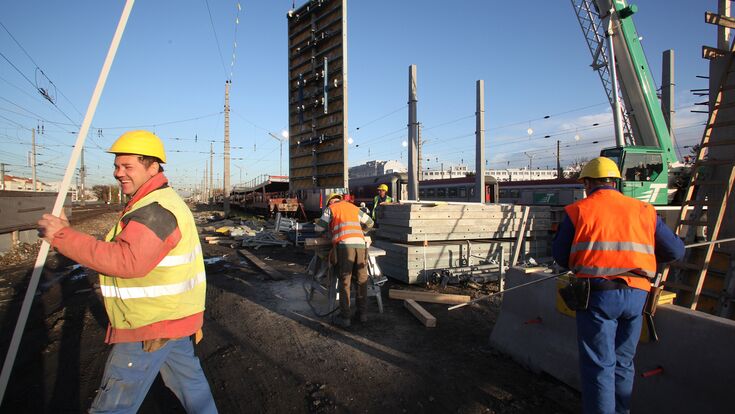 © Michael Hetzmannseder Reportage Matzleinsdorfer Platz Wien Brücke Baustelle Bau Symbol Solid 2009 Bilfinger Berger ÖBB OeBB Strassenbau Verkehr