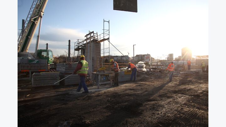 Reportage Matzleinsdorfer Platz Wien Brücke Baustelle Bau Symbol Solid 2009 Bilfinger Berger ÖBB OeBB Strassenbau Verkehr