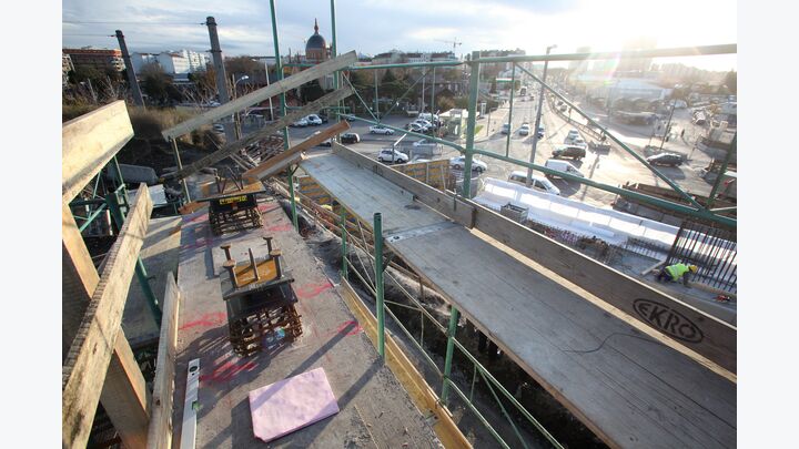 Reportage Matzleinsdorfer Platz Wien Brücke Baustelle Bau Symbol Solid 2009 Bilfinger Berger ÖBB OeBB Strassenbau Verkehr