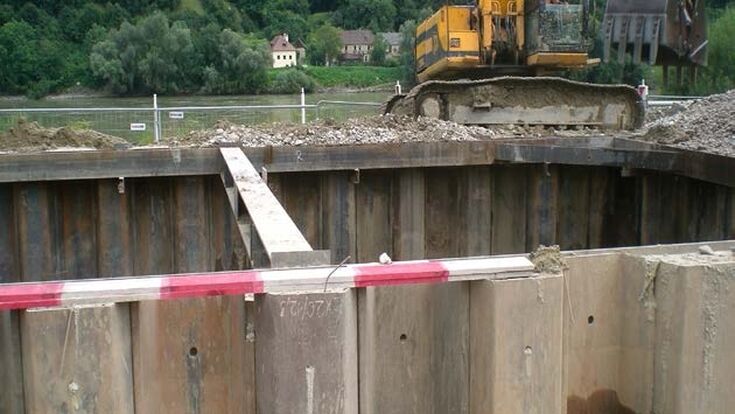 © Strabag AG Strabag Hochwasser Hochwasserschutz HWS Weißenkirchen Weissenkirchen Wachau Donau Österreich