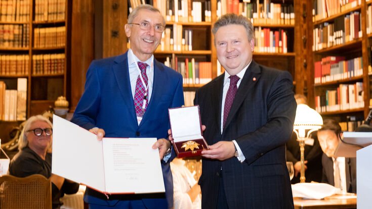 © FOTO: www.annarauchenberger.com / Anna Rauchenberger Augustiner Augustinertrakt Bau Bibliothek Dinner Ehrenzeichen Ehrung Hofburg Konzern Nationalbibliothek STRABAG Tagung bauen